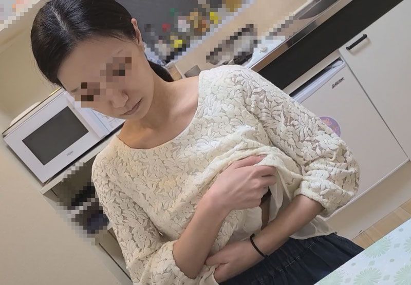 【個人】男人夢中的苗條女 持去拖欠債務中出制裁